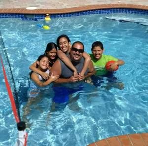 Meet your Posher, Hermes